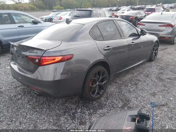 ZARFANBN9M7649599 — 2021 Alfa Romeo Giulia, фото 4 с аукциона IAAI 12.10.2026, Передняя часть