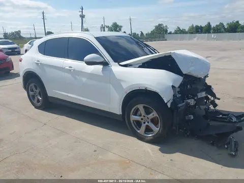 ZASPAKAN7M7D14699 — 2021 Alfa Romeo Stelvio AWD, Передняя часть (Front End), фото до ремонта