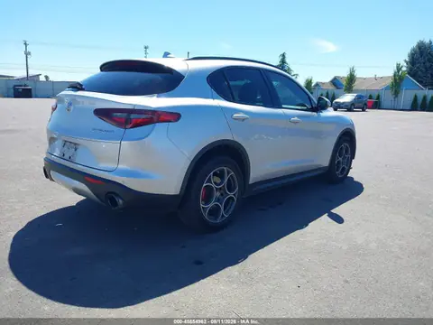 2018 Alfa Romeo Stelvio Sport Awd VIN ZASFAKPN7J7B75169 фото 4