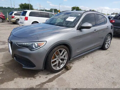 2018 Alfa Romeo Stelvio Ti Sport Awd VIN ZASFAKNN2J7B79388 фото 2