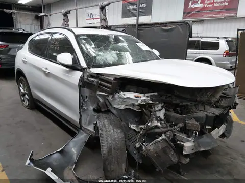 ZASFAKNN5J7C00721 — 2018 Alfa Romeo Stelvio Ti Sport AWD, Передняя часть (Front End), фото до ремонта