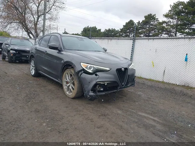 2018 Alfa Romeo Stelvio Ti Sport VIN ZASFAKNN4J7C01486 фото 1