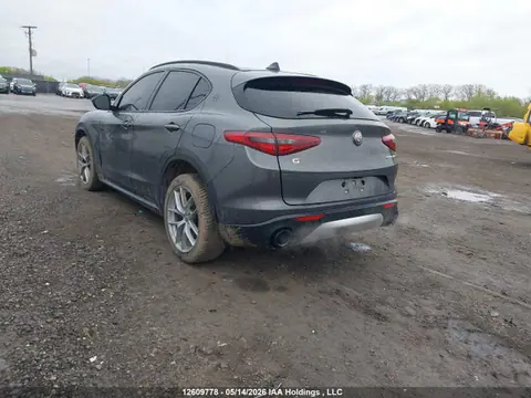 2018 Alfa Romeo Stelvio Ti Sport VIN ZASFAKNN4J7C01486 фото 3