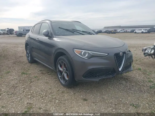 2018 Alfa Romeo STELVIO TI VIN ZASFAKNN2J7C05746 фото 1