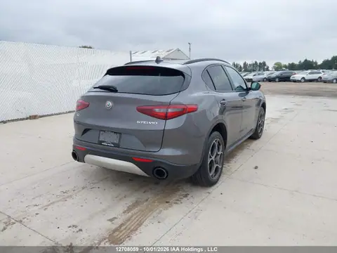 2018 Alfa Romeo Stelvio VIN ZASFAKPN5J7B93024 фото 4