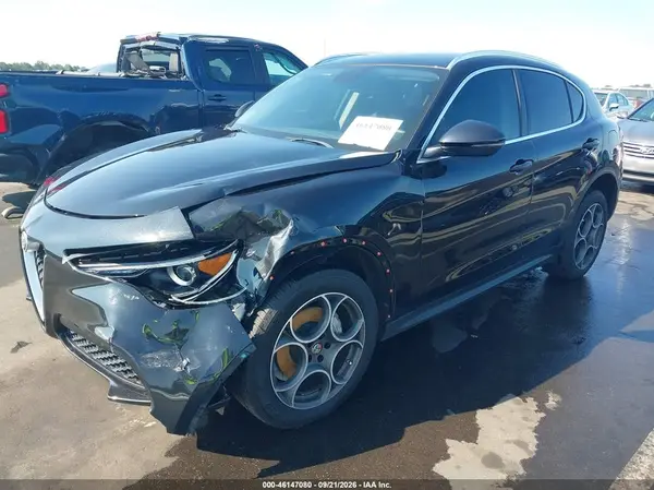 ZASFAKAN1J7B84961 — 2018 Alfa Romeo Stelvio, фото 2 с аукциона IAAI 14.10.2026, Передняя часть слева