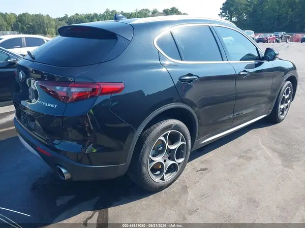 ZASFAKAN1J7B84961 — 2018 Alfa Romeo Stelvio, фото 4 с аукциона IAAI 14.10.2026, Передняя часть слева