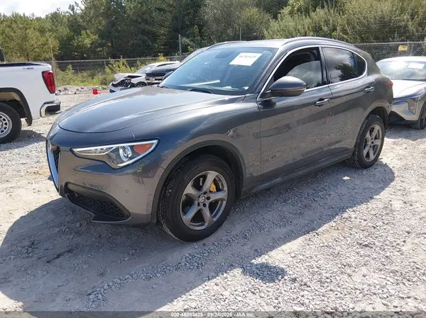 ZASFAKANXJ7B84750 — 2018 Alfa Romeo Stelvio, фото 2 с аукциона IAAI, Задняя часть