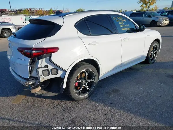 ZASPAKBN0P7D51208 — 2023 Alfa Romeo Stelvio, фото 4 с аукциона IAAI 29.09.2026, Задняя часть слева