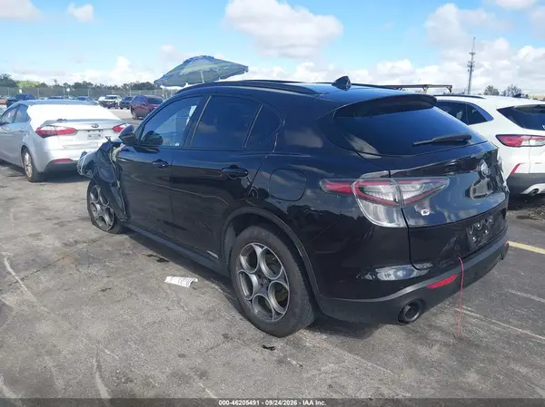 ZASPAKAN4S7D95724 — 2025 Alfa Romeo Stelvio, фото 3 с аукциона IAAI, Передняя часть слева