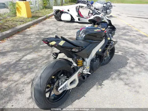 2022 Aprilia Rsv4 1100 Factory VIN ZD4KYUB0XNS000447 фото 4