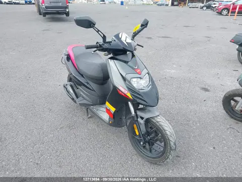 ZD4C506B7N4002758 — 2022 Aprilia SR Motard 50, Задняя часть (Rear), фото до ремонта