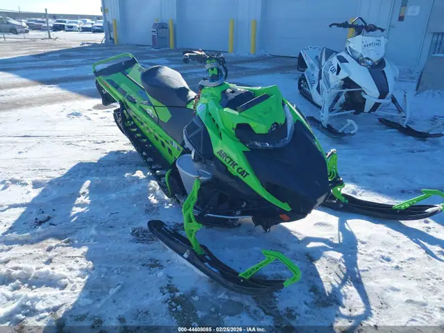4UF1S2GG8RT103555 — 2024 Arctic Cat Zr 600, Передняя часть (Front End), фото до ремонта