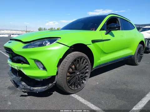 2022 Aston Martin DBX VIN SD7VUJAW3NTV05572 фото 2