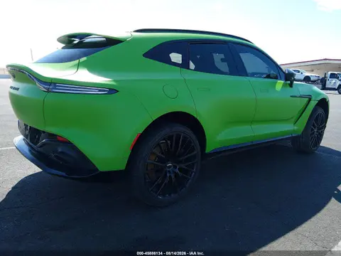2022 Aston Martin DBX VIN SD7VUJAW3NTV05572 фото 4
