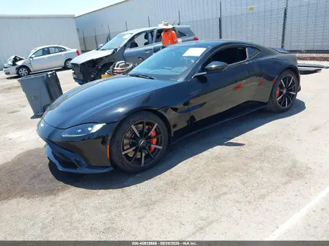 2019 Aston Martin Vantage VIN SCFSMGAW9KGN00789 фото 2