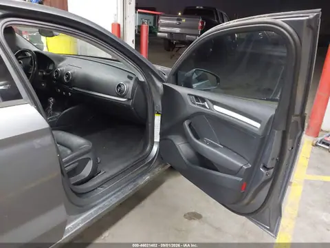2015 Audi A3 1.8t Premium VIN WAUACGFF4F1091984 фото 5