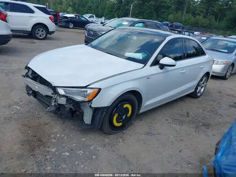 2015 Audi A3 2.0t Premium VIN WAUBFGFFXF1006853 фото 2
