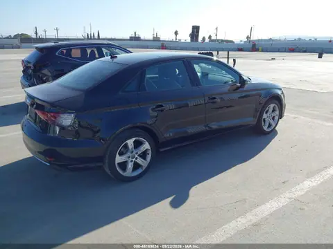 2017 Audi A3 2.0t Premium VIN WAUAUGFF7H1056906 фото 4