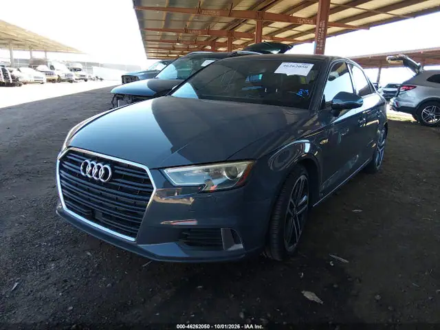2017 Audi A3 2.0t Premium VIN WAUAUGFF5H1054295 фото 2