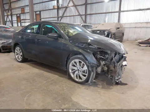 WAUGUCGY4NA048017 — 2022 Audi A3 40 Komfort, Передняя часть (Front), фото до ремонта
