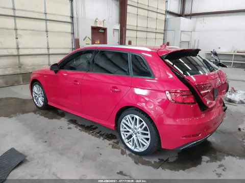 2018 Audi A3 E-tron 1.4t Premium/1.4t Tech Premium VIN WAUUPBFF9JA067824 фото 3