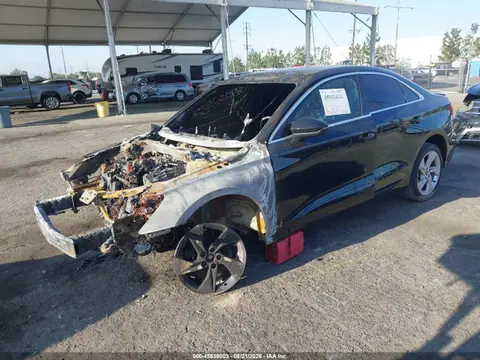 2022 Audi A3 Premium 40 Tfsi Quattro S Tronic VIN WAUGUDGY2NA062889 фото 2