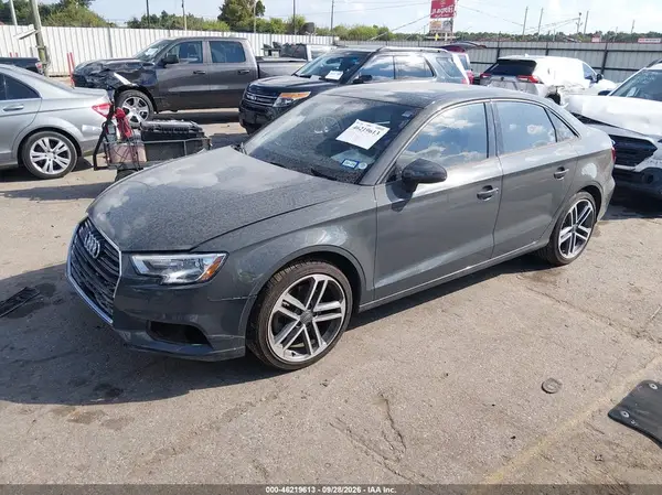 WAUB8GFF6H1080123 — 2017 Audi A3, фото 2 с аукциона IAAI, Передняя часть