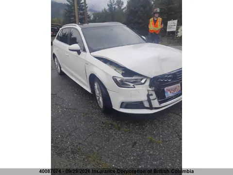 WAUUPBFF0JA155290 — 2018 Audi A3, Передняя часть (Front), фото до ремонта