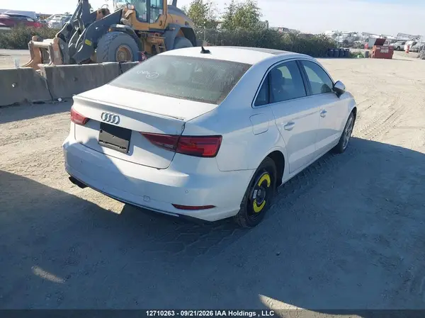 WAUAUGFFXKA078213 — 2019 Audi A3, фото 4 с аукциона IAAI 02.10.2026, Повреждения снизу