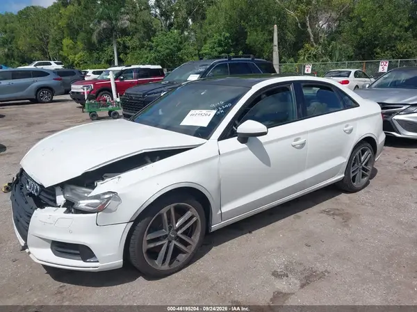 WAUAUGFFXLA103290 — 2020 Audi A3, фото 2 с аукциона IAAI, Передняя часть