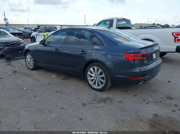 WAUGNAF46HN016330 — 2017 Audi A4, фото 3 с аукциона IAAI, Правый бок