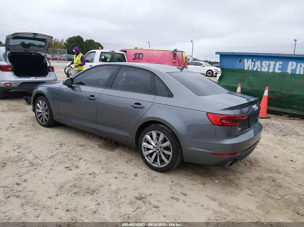 WAUANAF4XHN009628 — 2017 Audi A4, фото 3 с аукциона IAAI, Правый бок