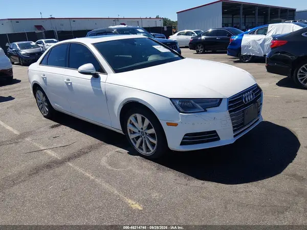 WAUGNAF47HN006423 — 2017 Audi A4, Передняя часть слева (Left Front), фото до ремонта