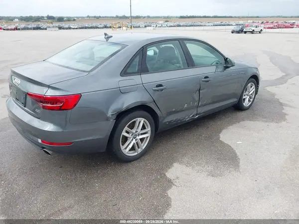 WAUANAF40HN012375 — 2017 Audi A4, фото 4 с аукциона IAAI, Правый бок