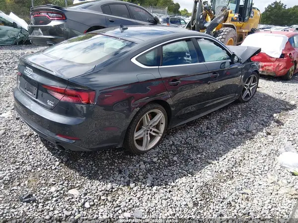 WAUENCF53JA014530 — 2018 Audi A5, фото 4 с аукциона IAAI, Передняя часть