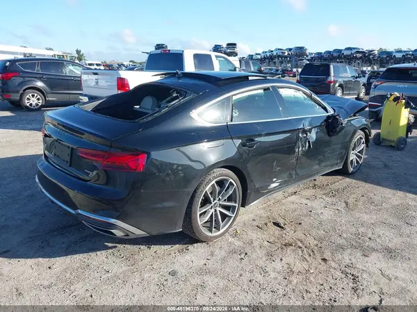 WAUFACF58PA016721 — 2023 Audi A5, фото 4 с аукциона IAAI, Передняя и задняя части