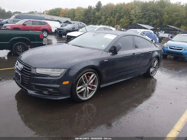 WAUW3AFCXHN106752 — 2017 Audi A7, фото 2 с аукциона IAAI 01.10.2026, Естественный износ