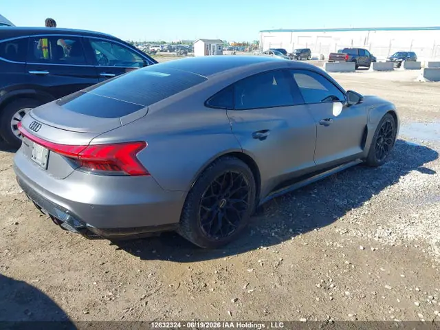 WAUCJBFW9N7006361 — 2022 Audi E-Tron GT, фото 4 с аукциона IAAI 14.10.2026, Передняя часть