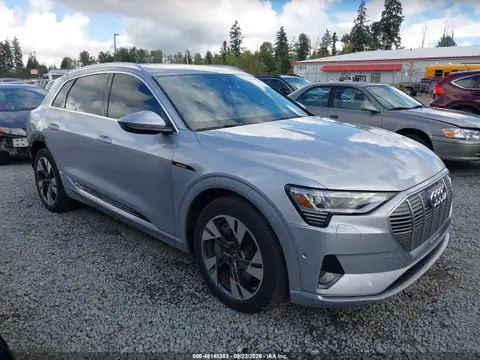 WA1LAAGE4NB025832 — 2022 Audi E-Tron Premium Plus Quattro, Задняя часть, фото до ремонта