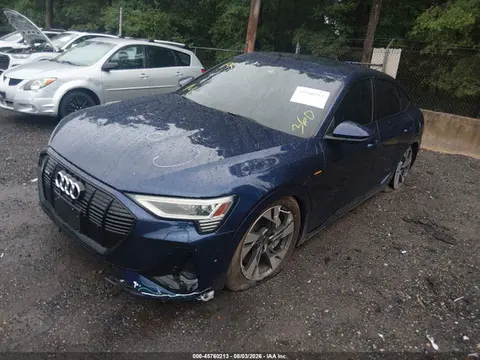 2022 Audi E-tron Sportback Premium S Line Quattro VIN WA11AAGE3NB028602 фото 2