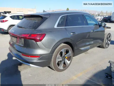 2019 Audi E-Tron Premium Plus VIN WA1VAAGE6KB006090 фото 4