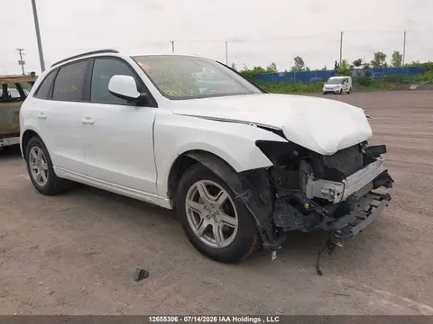 WA1CFCFP8EA036984 — 2014 Audi Q5 2.0 Komfort, Передняя часть (Front), фото до ремонта