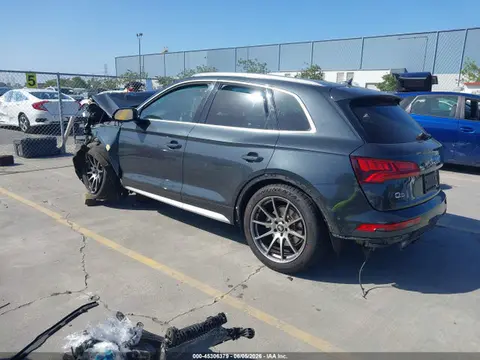2018 Audi Q5 2.0t Premium/2.0t Tech Premium VIN WA1BNAFY0J2225323 фото 3