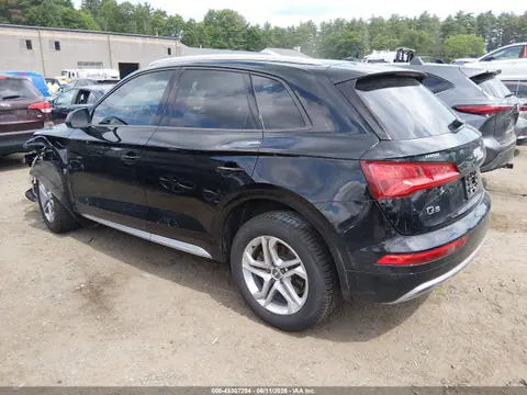 2018 Audi Q5 2.0t Premium/2.0t Tech Premium VIN WA1ANAFY5J2131367 фото 3