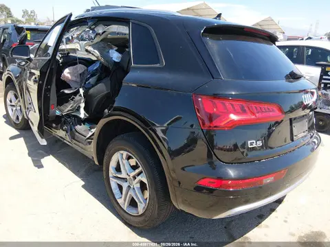 2018 Audi Q5 2.0t Premium/2.0t Tech Premium VIN WA1ANAFY0J2221638 фото 3