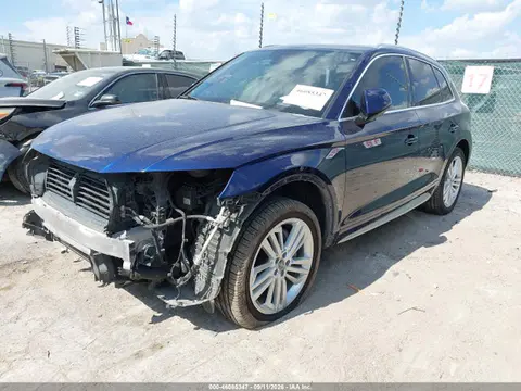 2018 Audi Q5 2.0t Premium/2.0t Tech Premium VIN WA1CNBFY9J2064724 фото 2