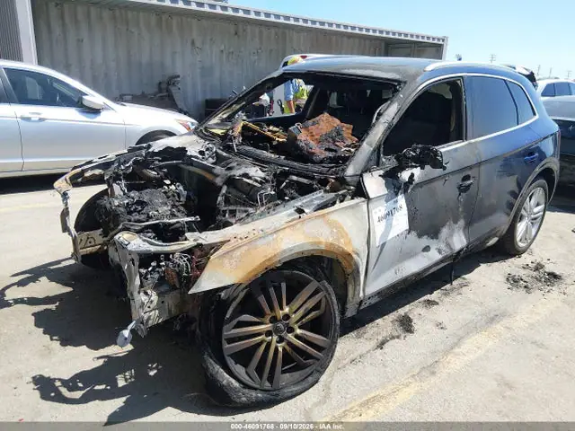 WA1BNAFY6J2238450 — 2018 Audi Q5 2.0T Premium/2.0T Tech Premium, фото 2 с аукциона IAAI 30.09.2026, Пожар двигателя
