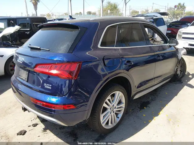 WA1BNAFY6J2238450 — 2018 Audi Q5 2.0T Premium/2.0T Tech Premium, фото 4 с аукциона IAAI 30.09.2026, Пожар двигателя