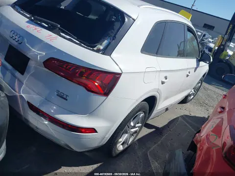 2018 Audi Q5 2.0t Premium/2.0t Tech Premium VIN WA1ANAFY3J2172550 фото 4